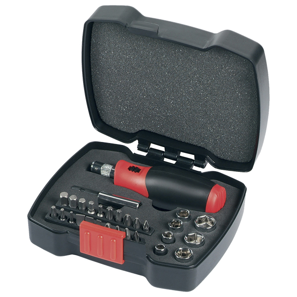 Set 28 accesorii (biti si tubulare) + surubelnita cu clichet BLACK & DECKER 